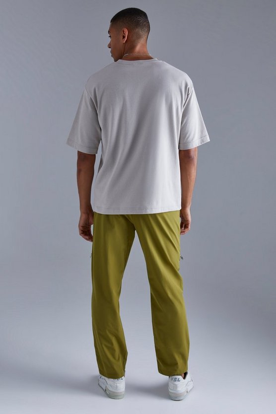 Gerade Hose mit elastischem Bund