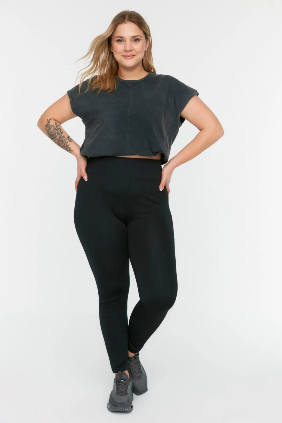 Trendyol Curve  Schwarze Strickstrumpfhose TBSSS22TA0026
