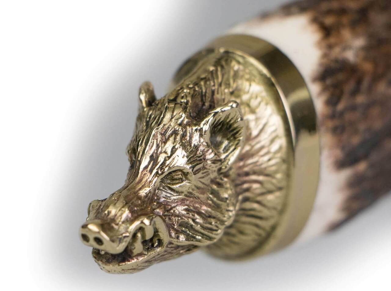 Wildboar Hirschhorn