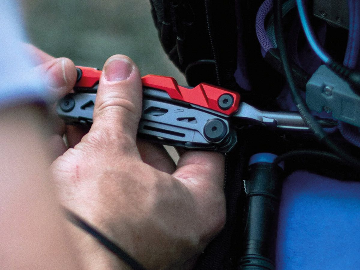 True Utility Titanium Locking Multitool