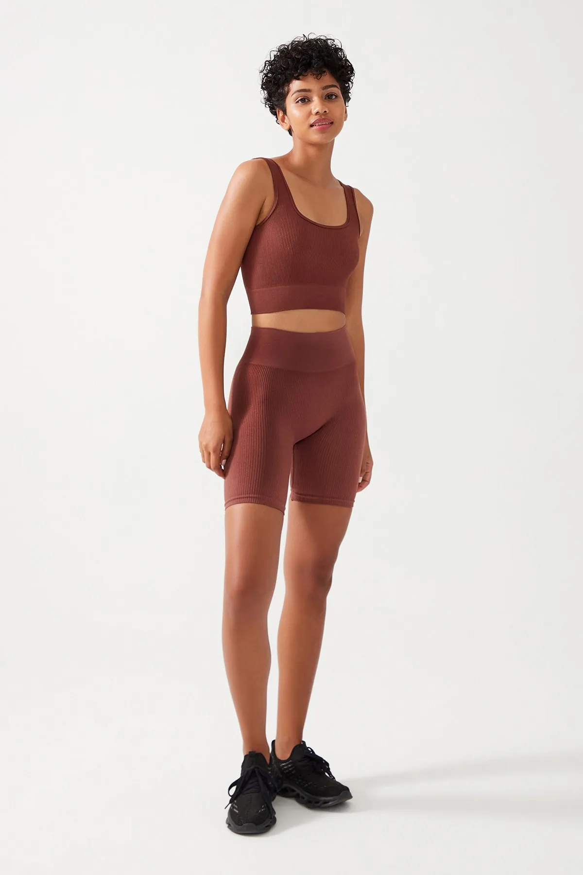 LOS OJOS  Braunes, geripptes, bauchfreies Bustier-Top mit quadratischem Ausschnitt für Damen