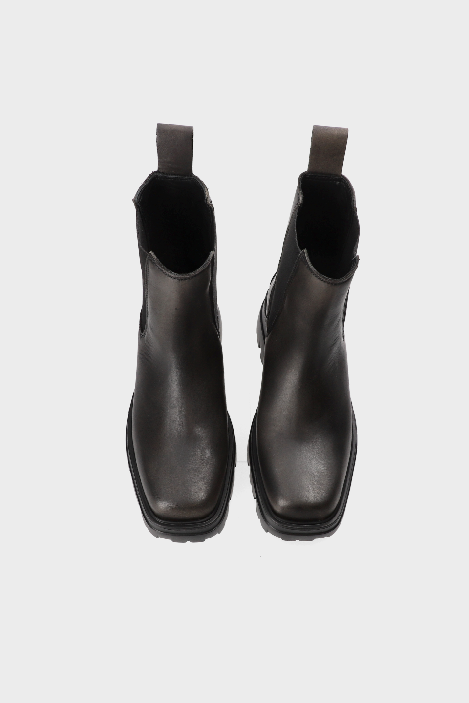 CPH194 vintage vitello off black