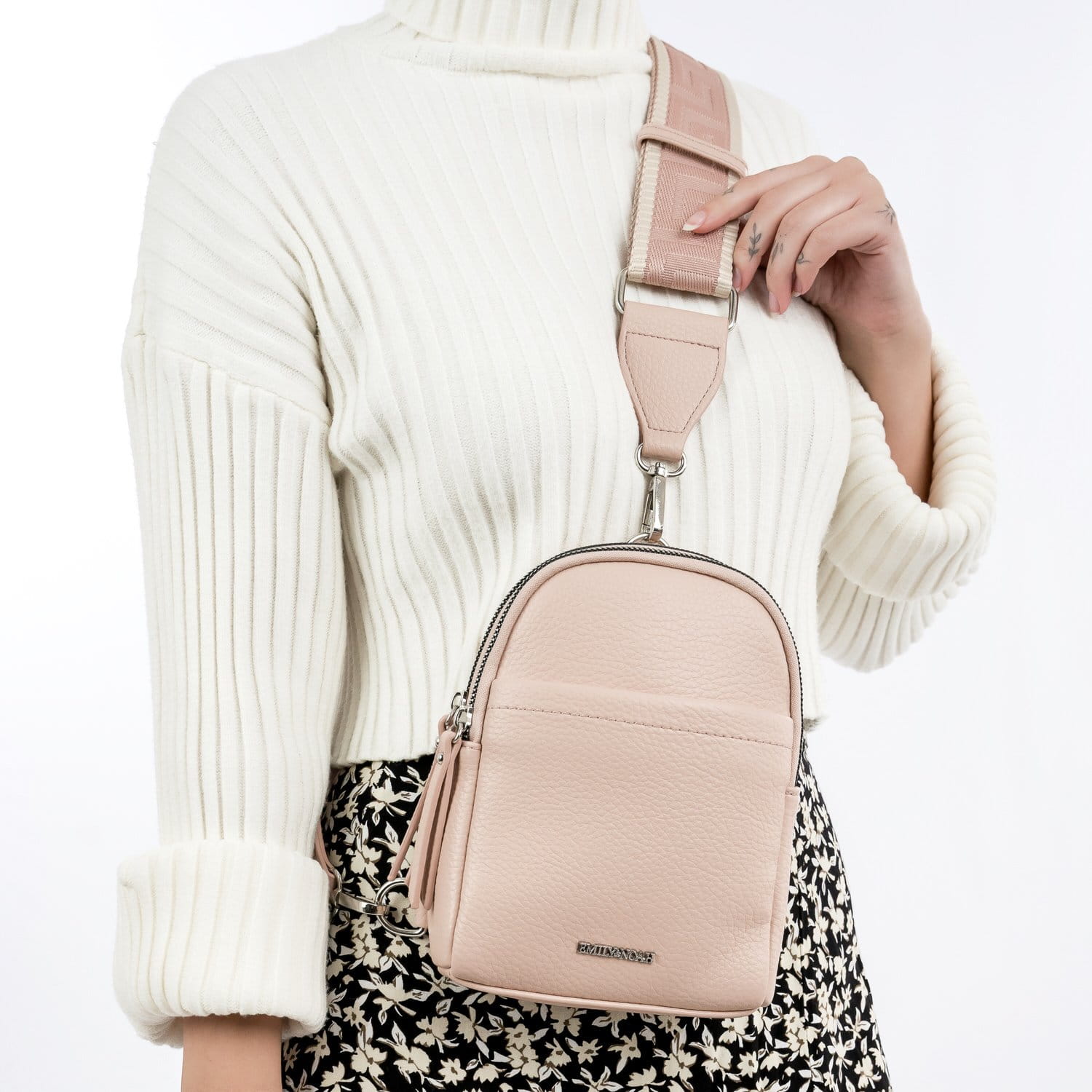 EMILY & NOAH E&N Elena Shoulder Bag