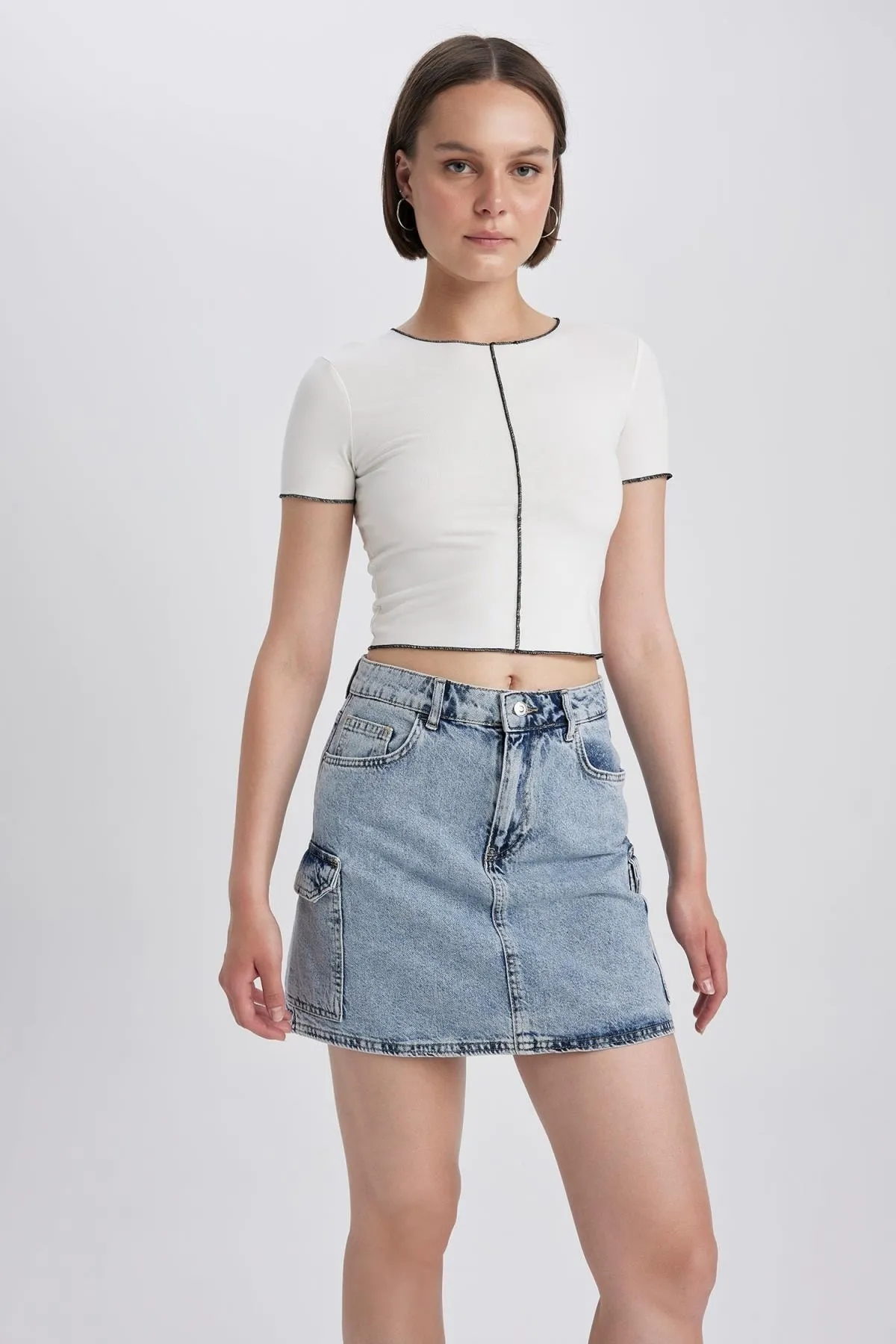 DeFacto  Jeans-Minirock im Cargo-Stil, 100 % Baumwolle A7112ax23hs