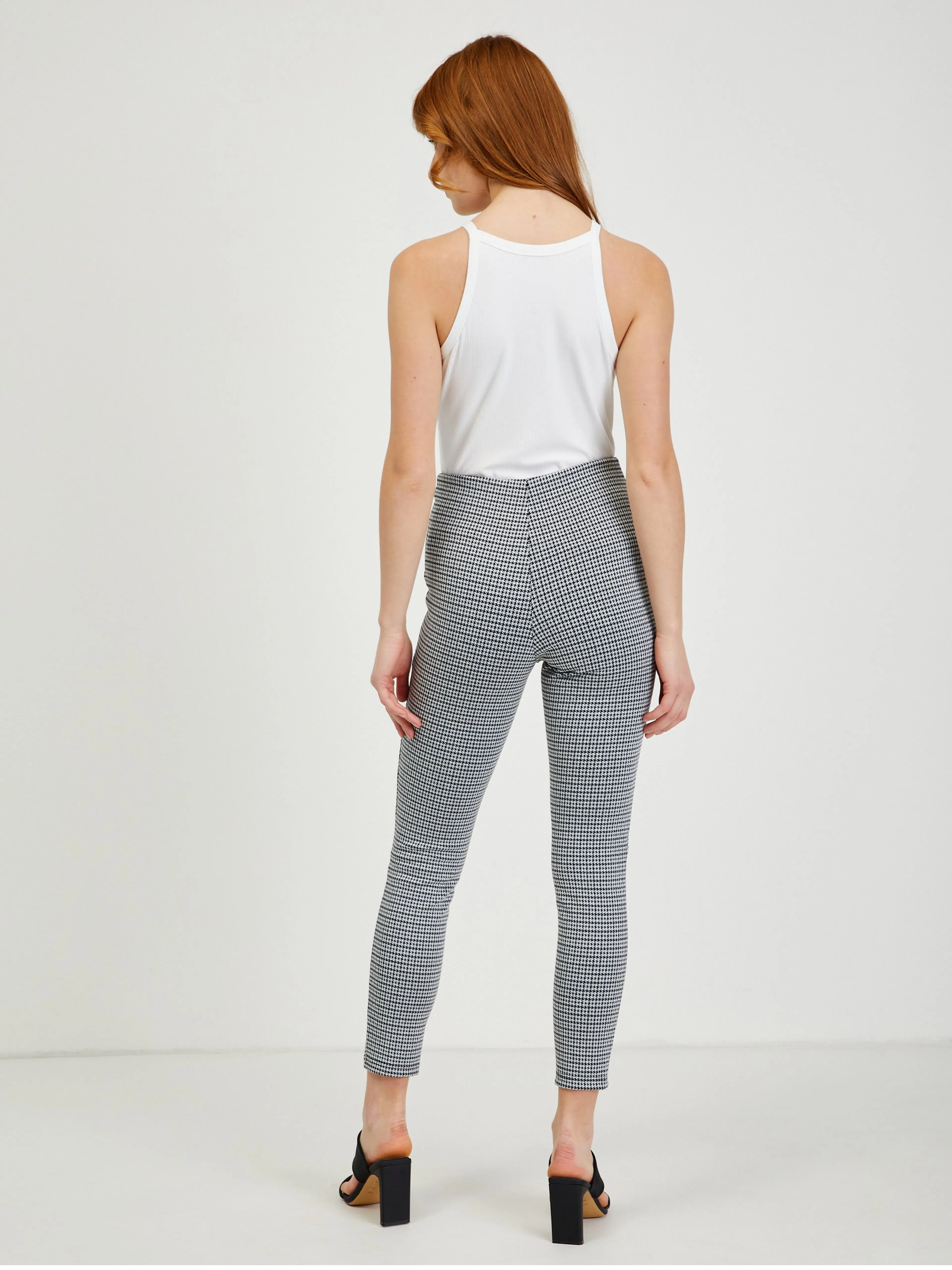 Weiß-schwarz gemusterte Damenhose ORSAY