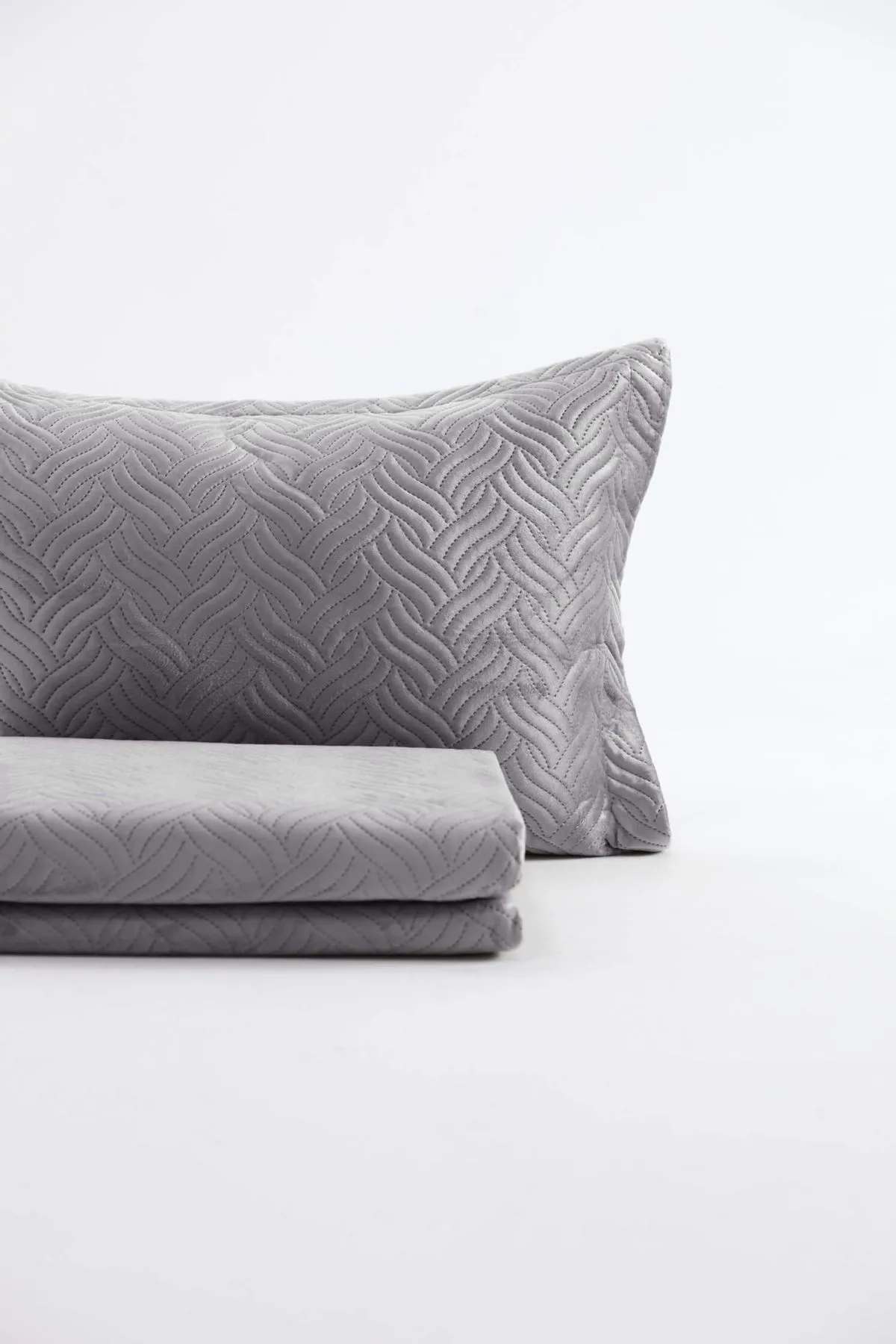 FAVORA  Silva Samt-Tagesdecken-Set für Einzelbett – Grau