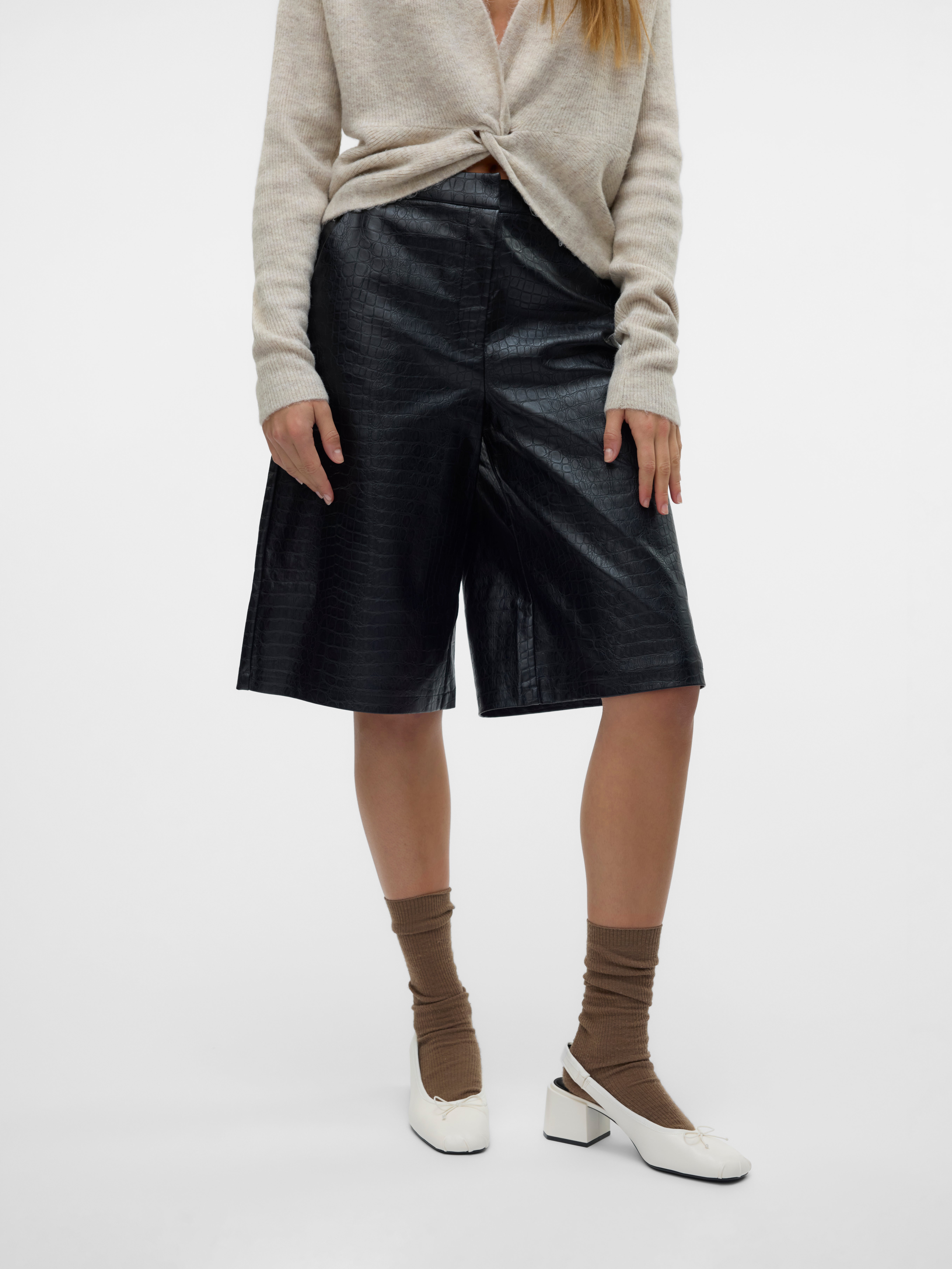 VMWREN Shorts