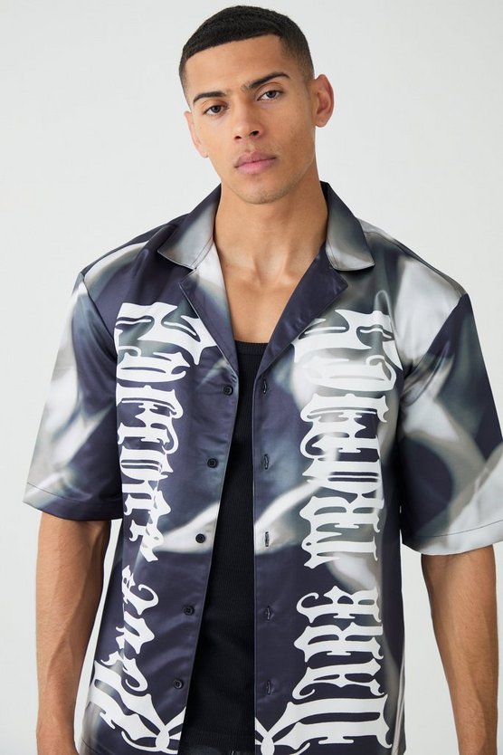 Kurzärmliges Satin-Hemd mit Print
