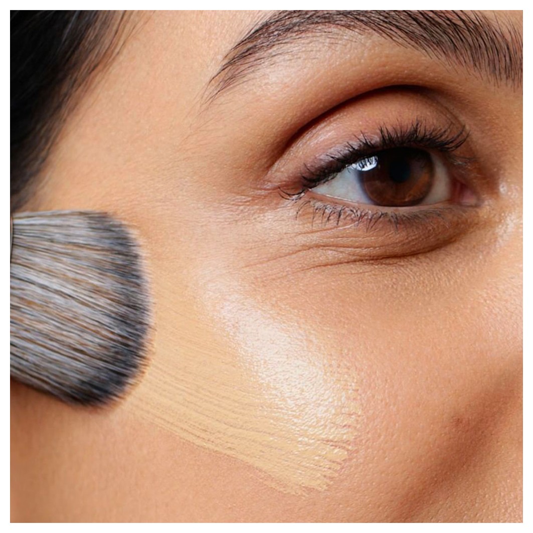 BE + Radiance matirajući puder s krastavčevom vodom br. 08