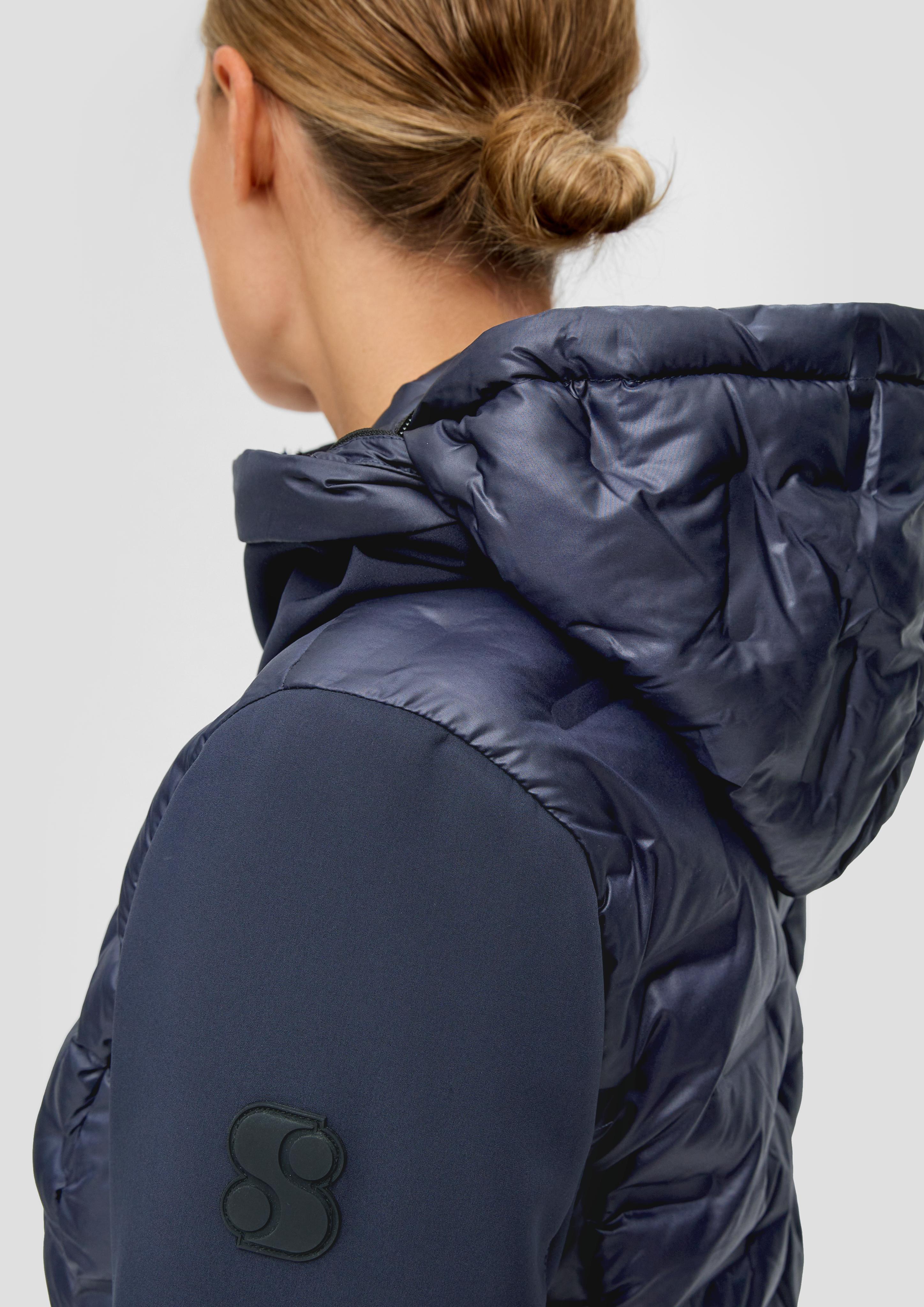 Jacke mit verstaubarer Kapuze  EME-2120478-5959