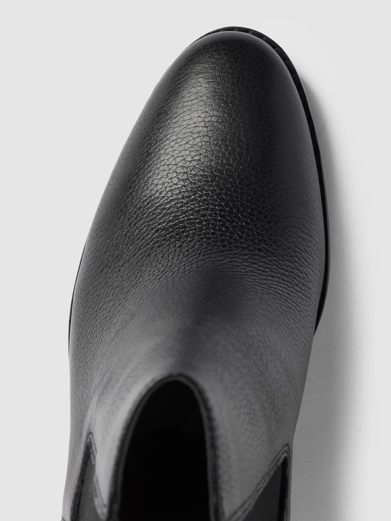 Lederstiefel mit elastischem Einsatz Modell 'MYLAH' in schwarz