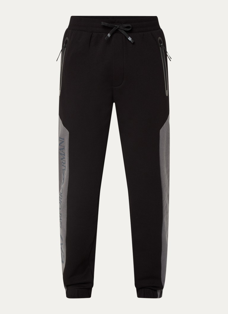 Emporio Armani sašaurinātas sporta bikses ar logotipu un rāvējslēdzēja kabatām