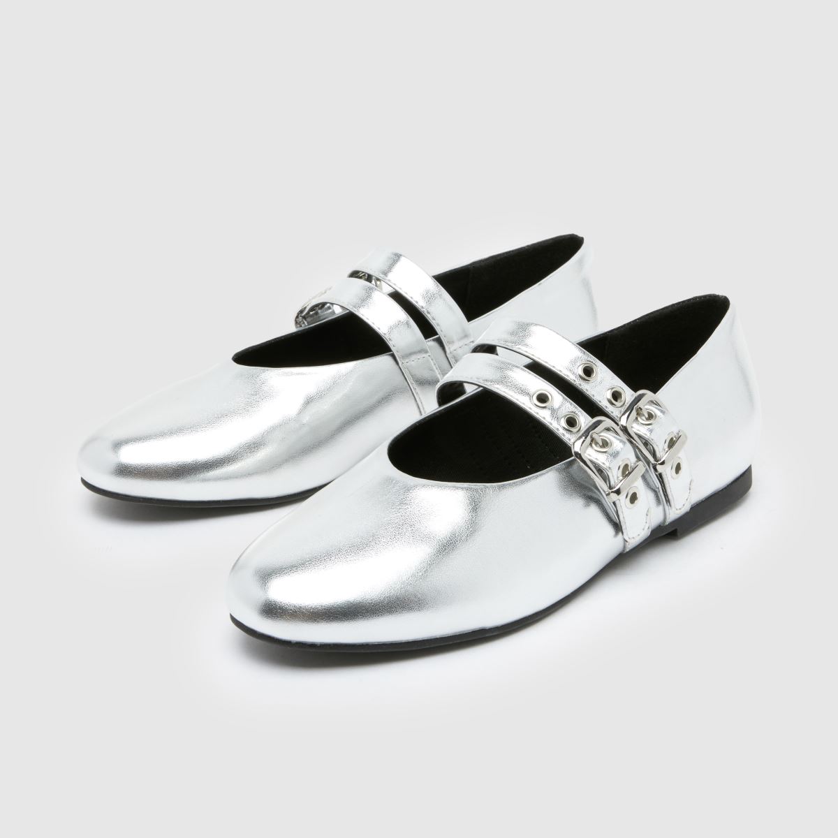 Balerinke s ploskim zgornjim delom Schuh Livy Toe v srebrni barvi