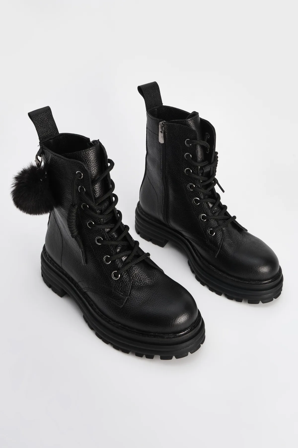Marjin  Damen-Schnürstiefel aus echtem Leder mit dicker Sohle, Tosen, Schwarz