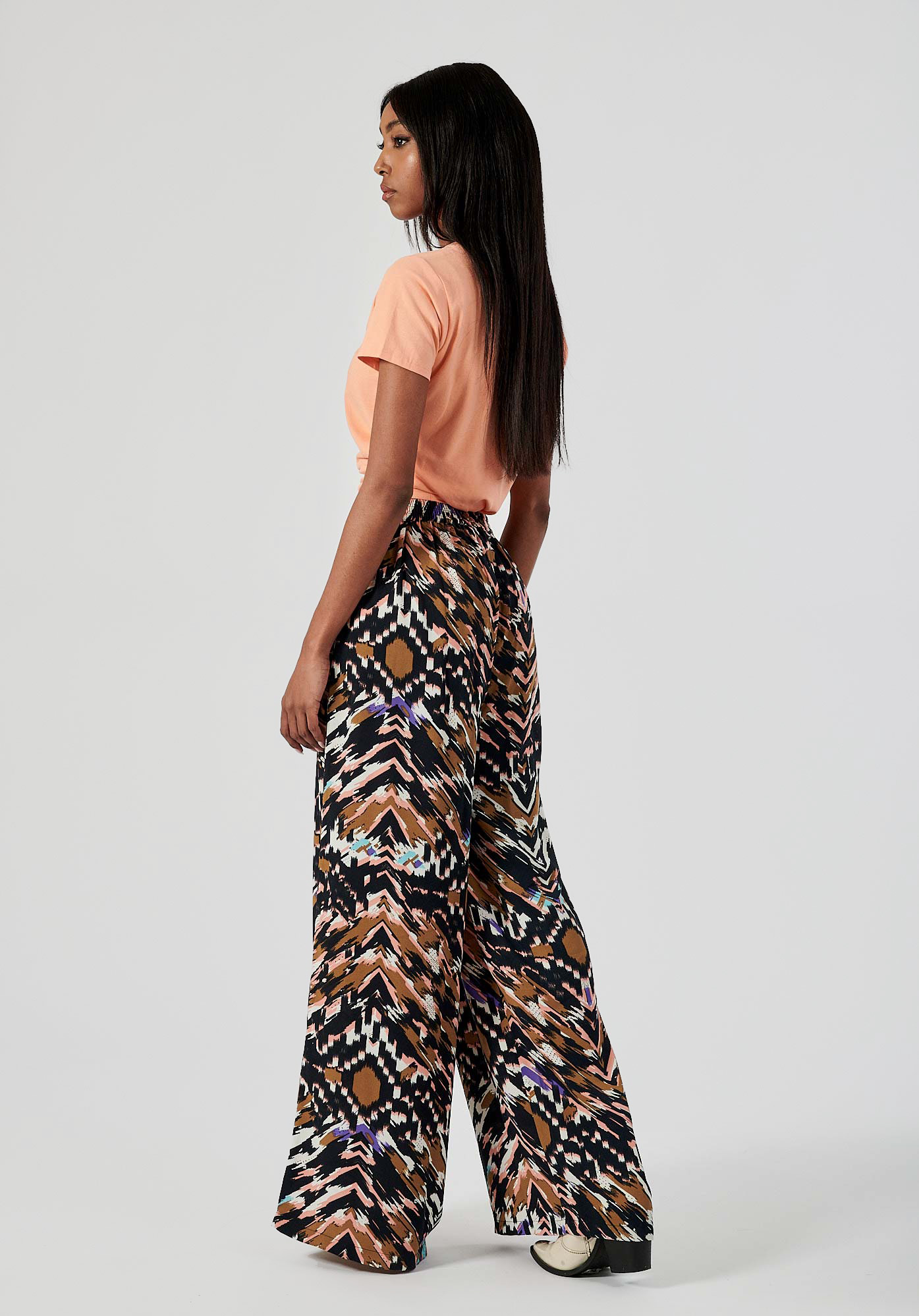 COSTI  Pantalon imprimé femme