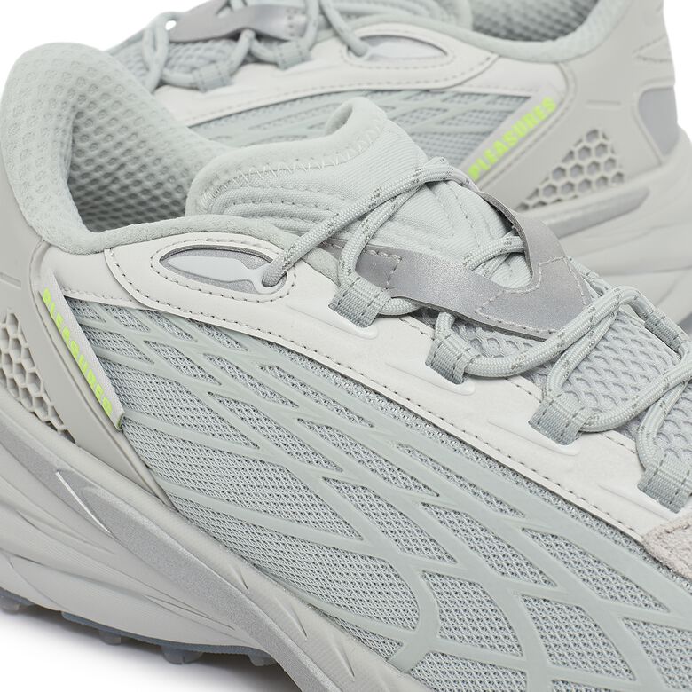 Puma x Pleasures Spirex glacial gray-cool light gray