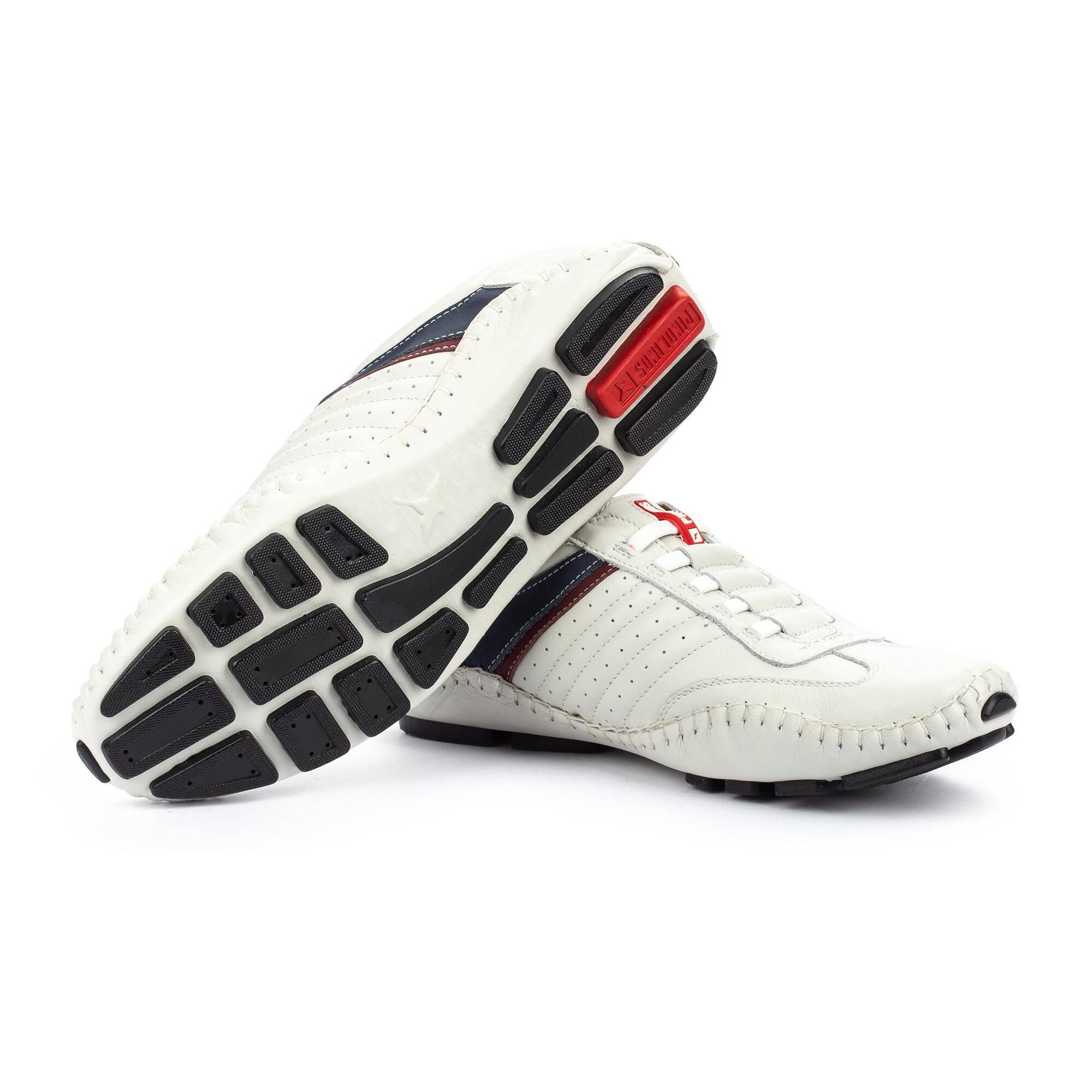 Buty sportowe męskie z gumką - PIANKA