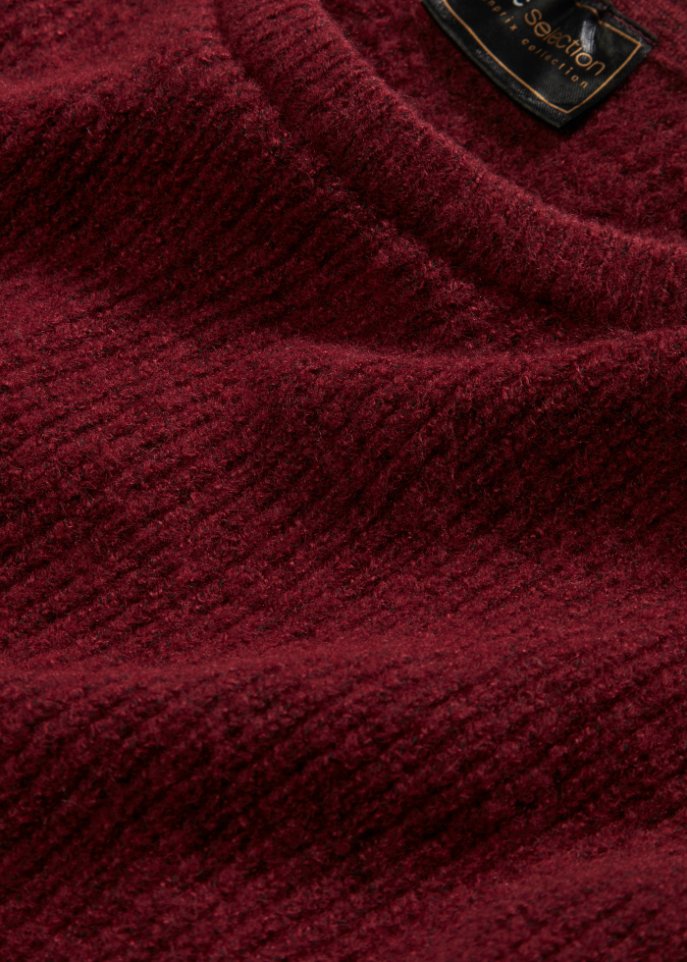 Pullover mit variablem Schal-Element