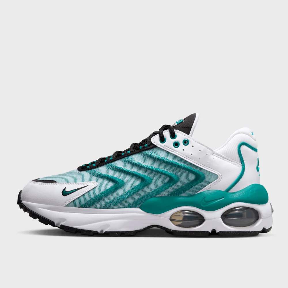 Nike Air Max TW DQ3984-103 / weiss