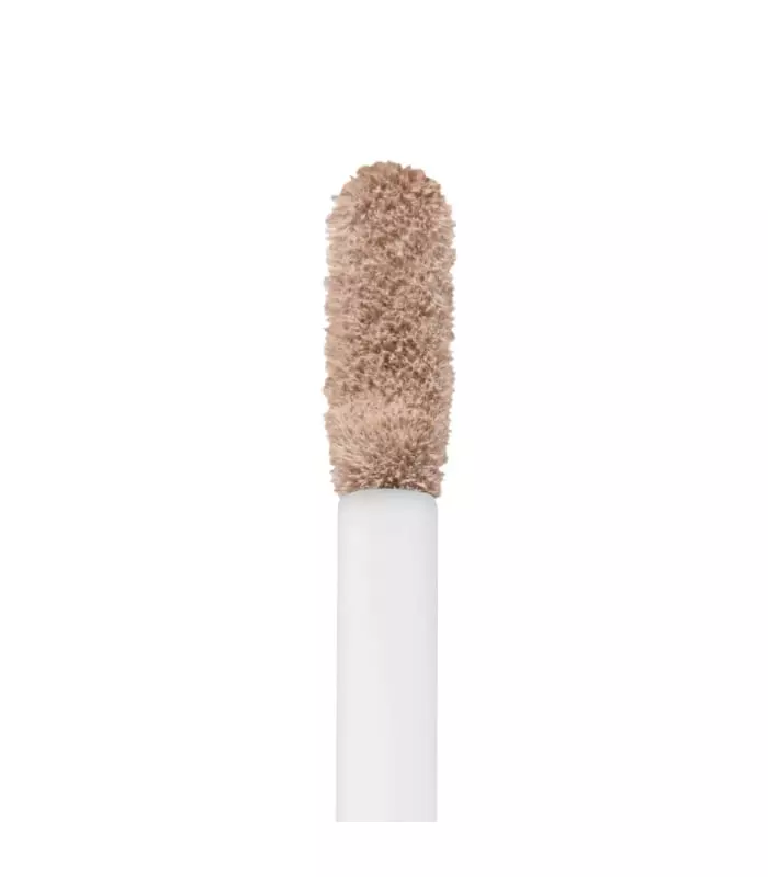 PRO LIGHT CONCEALER Correcteur fluide