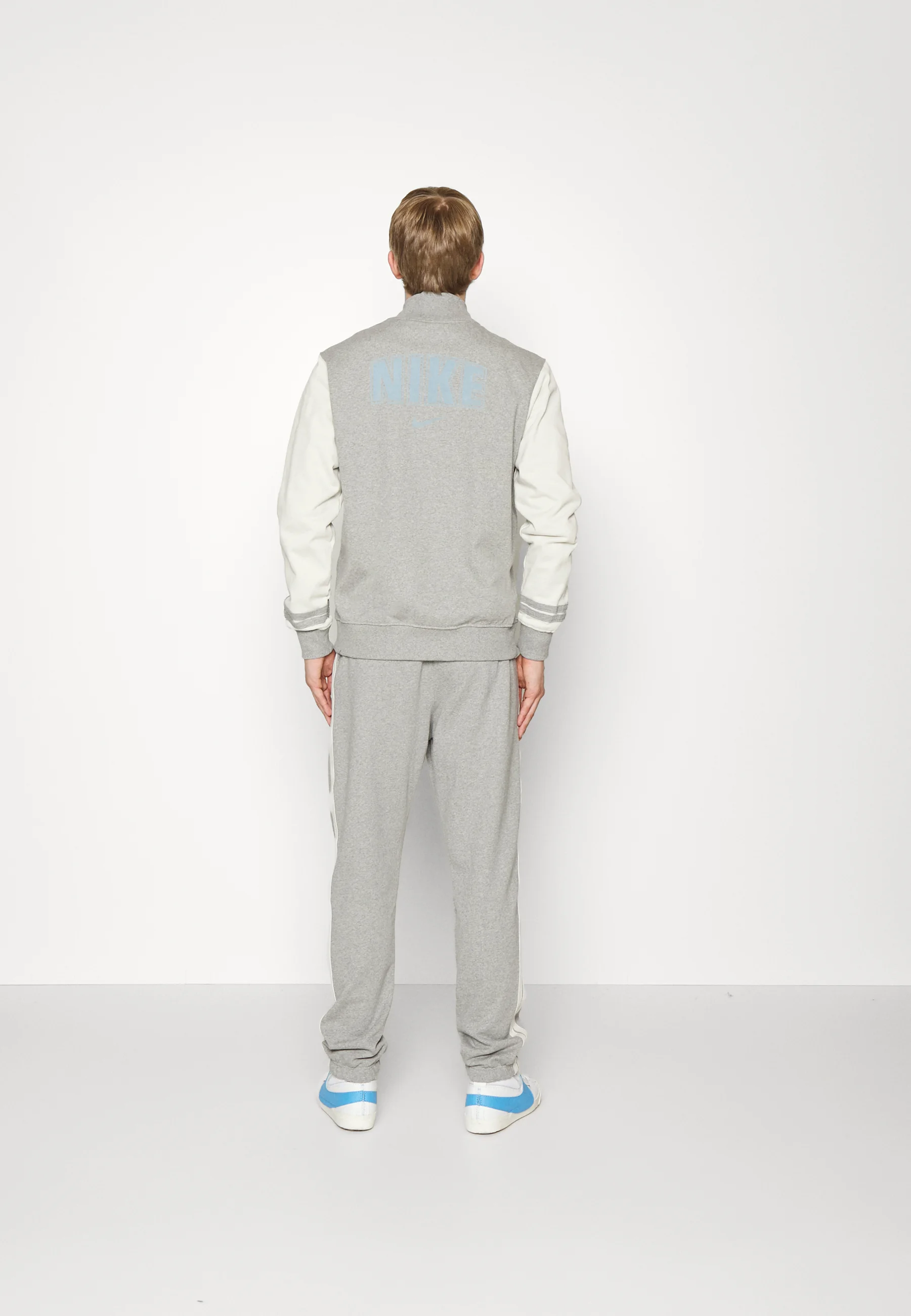 Nike Sportswear RETRO PANT - Pantalones deportivos