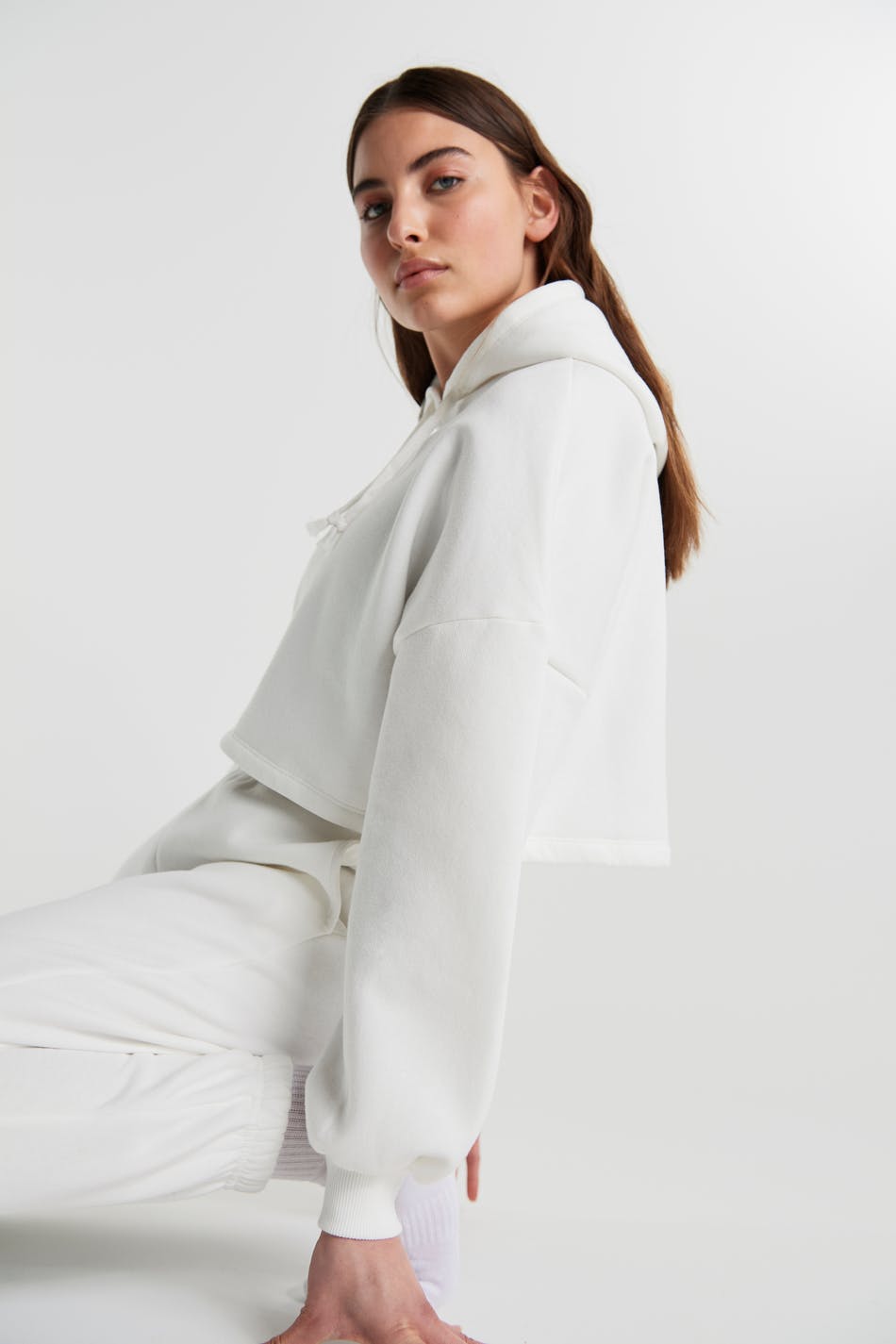 Basic cropped hood