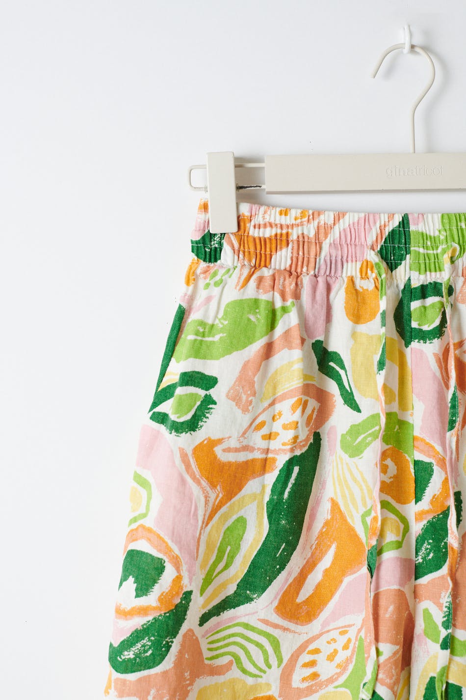 Disa linen shorts
