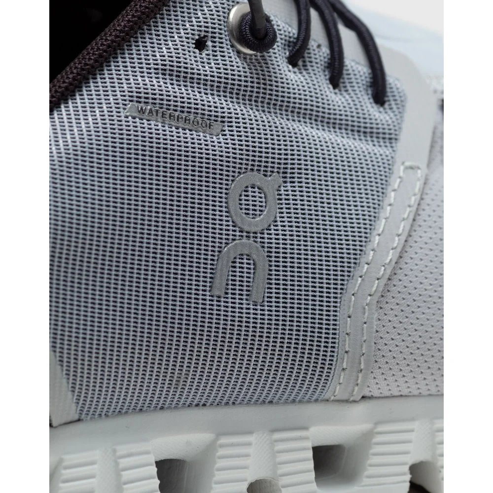 ON Cloud 5 Waterproof 59.98837 / grau