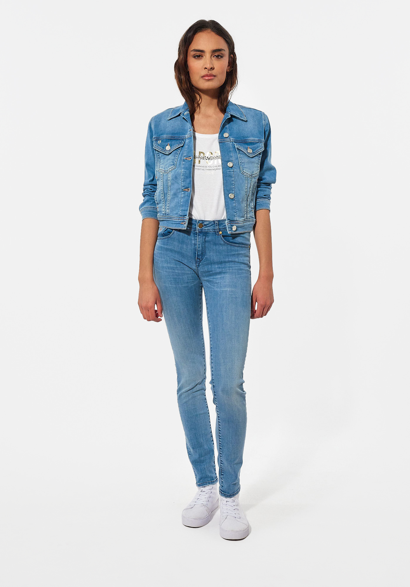 SINDY  Veste en jean courte Femme