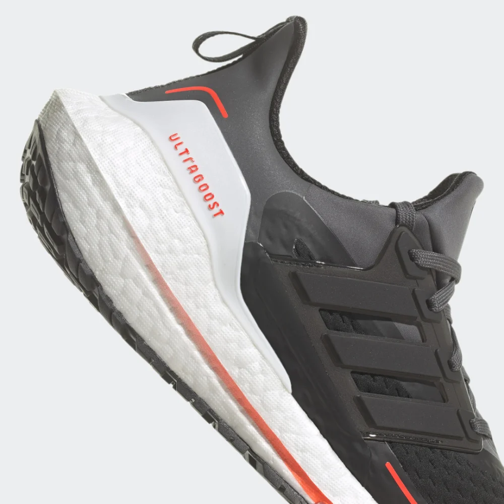 adidas Ultraboost 21 Cold.RDY GV7122 / grau