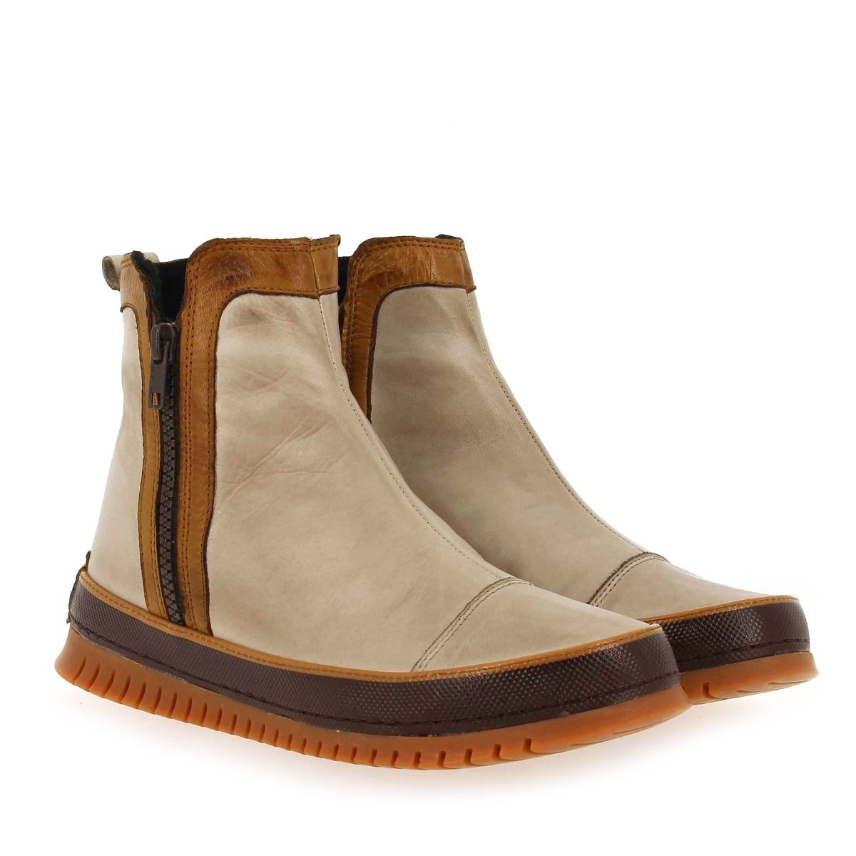 Kary oka  BECOT - Beige Camel