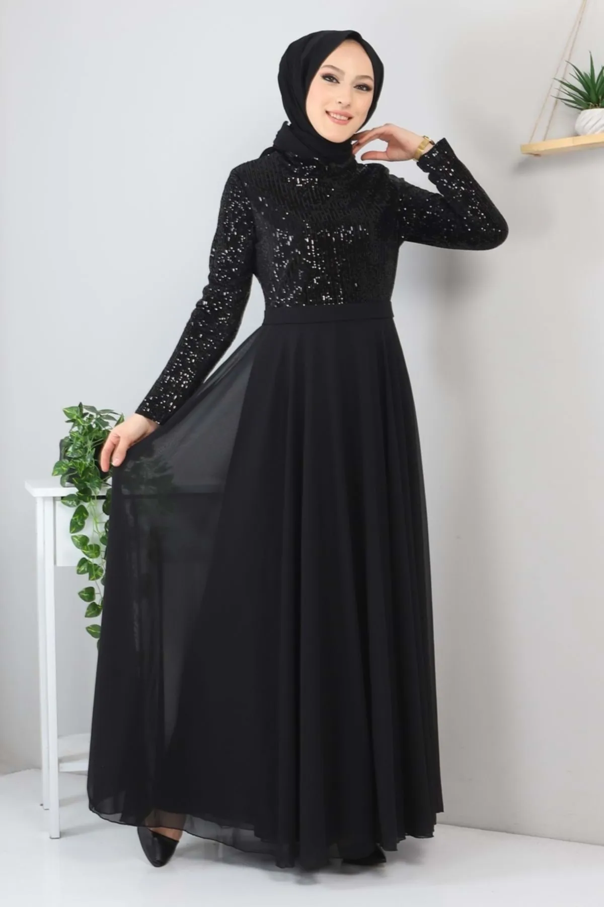 Modamihram  Abendkleid aus Chiffon mit Pailletten in Schwarz