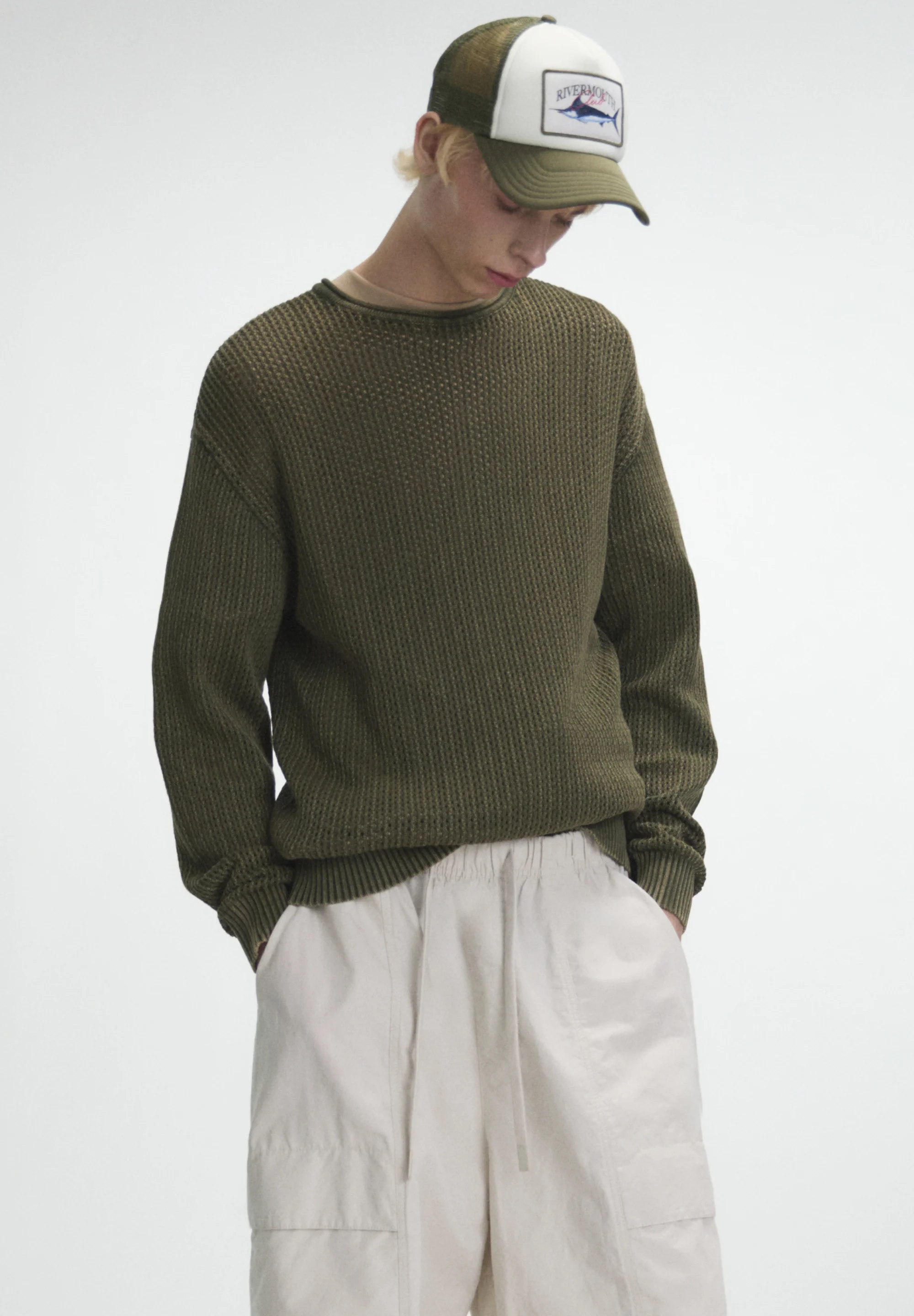 PULL&BEAR ABIERTO - Suéter