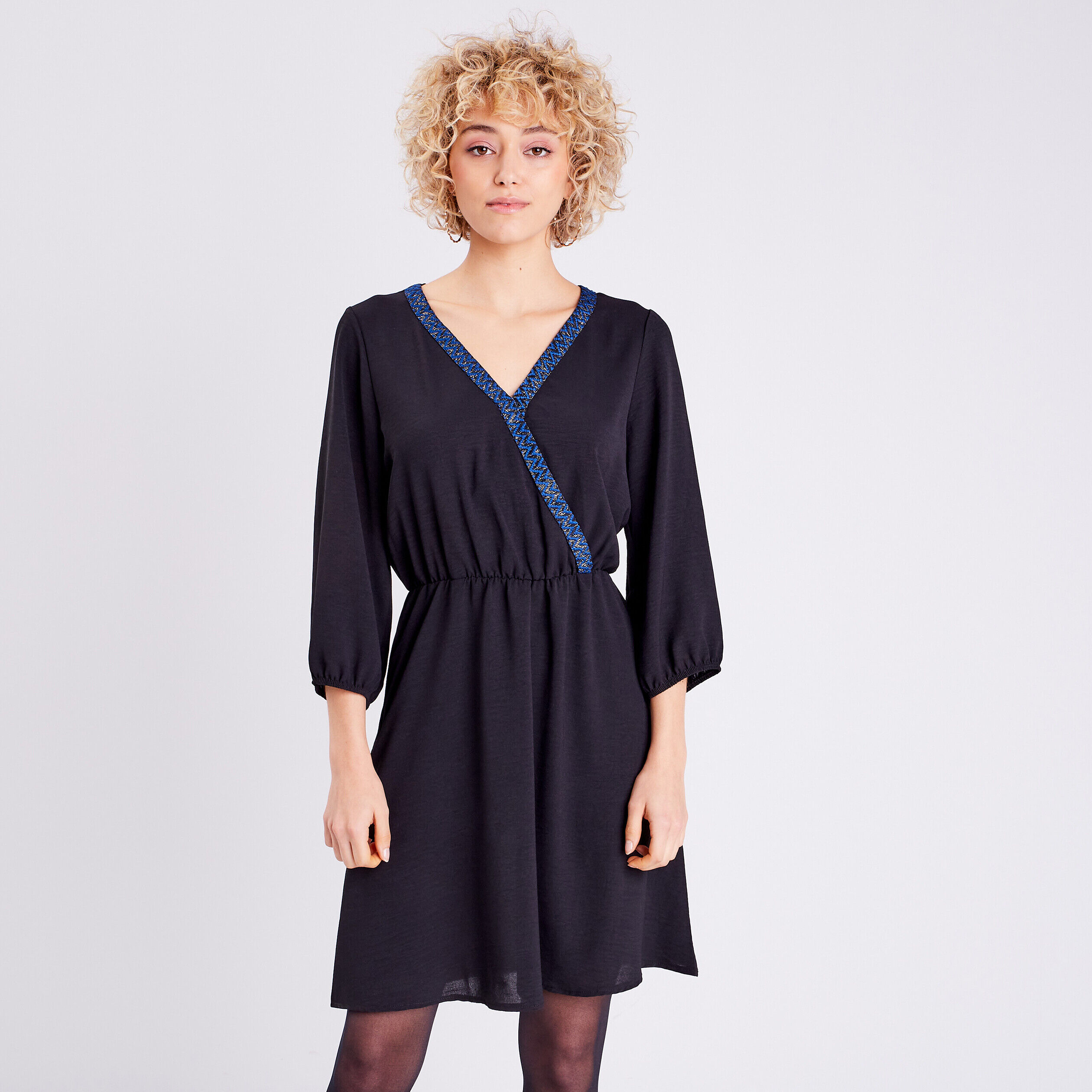 Robe évasée col cache-coeur noir femme | Cache Cache