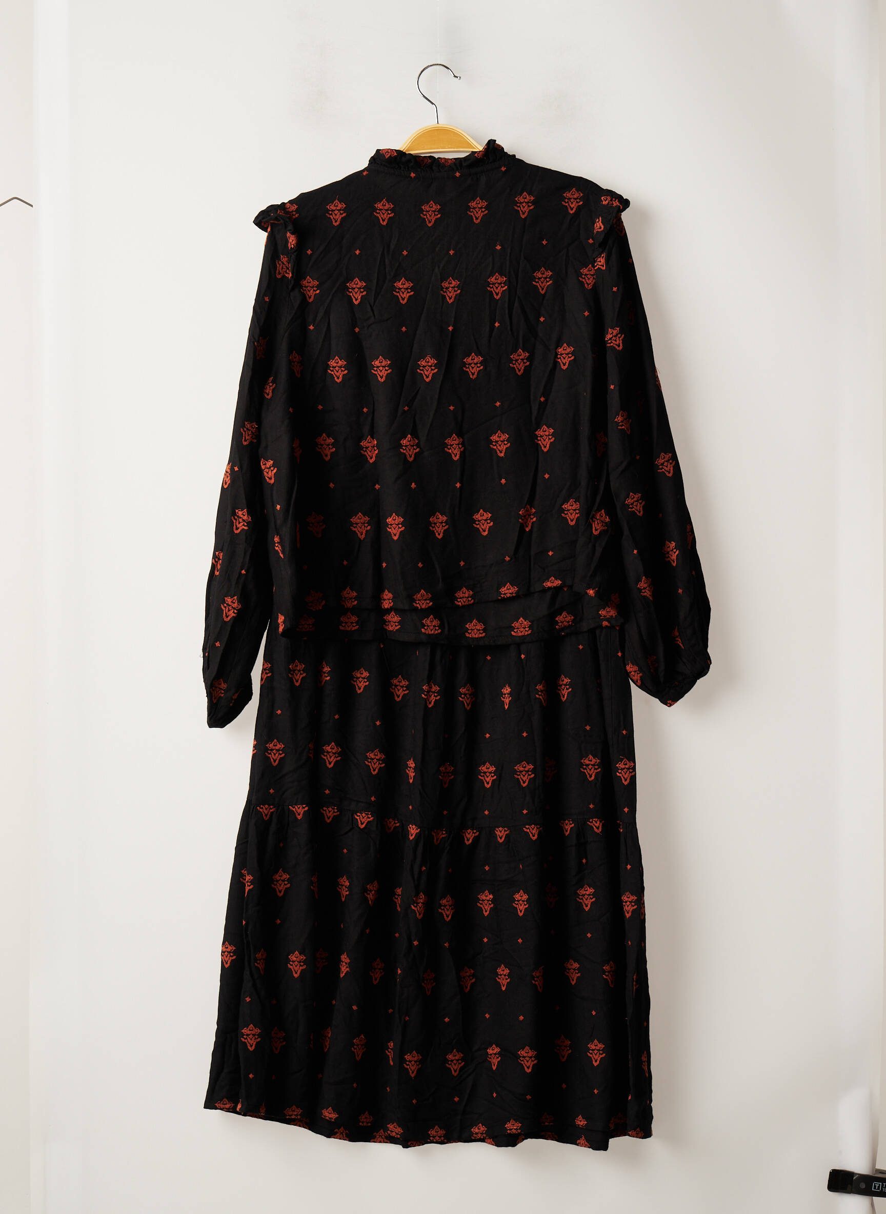 Les Tropeziennes Ensembles Jupe Femme couleur noir