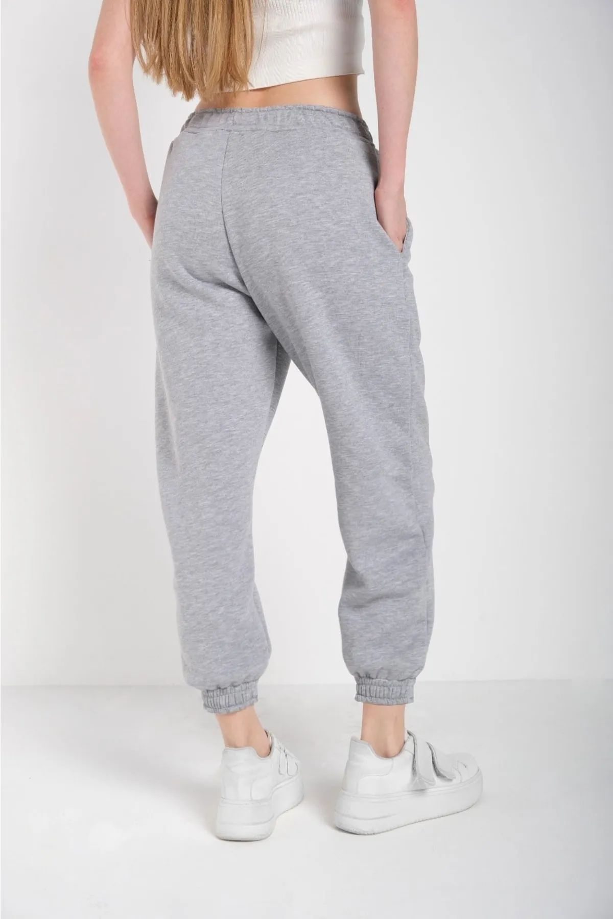 MODAGEN  Graue, einfarbige, elastische Oversize-Jogginghose für Damen