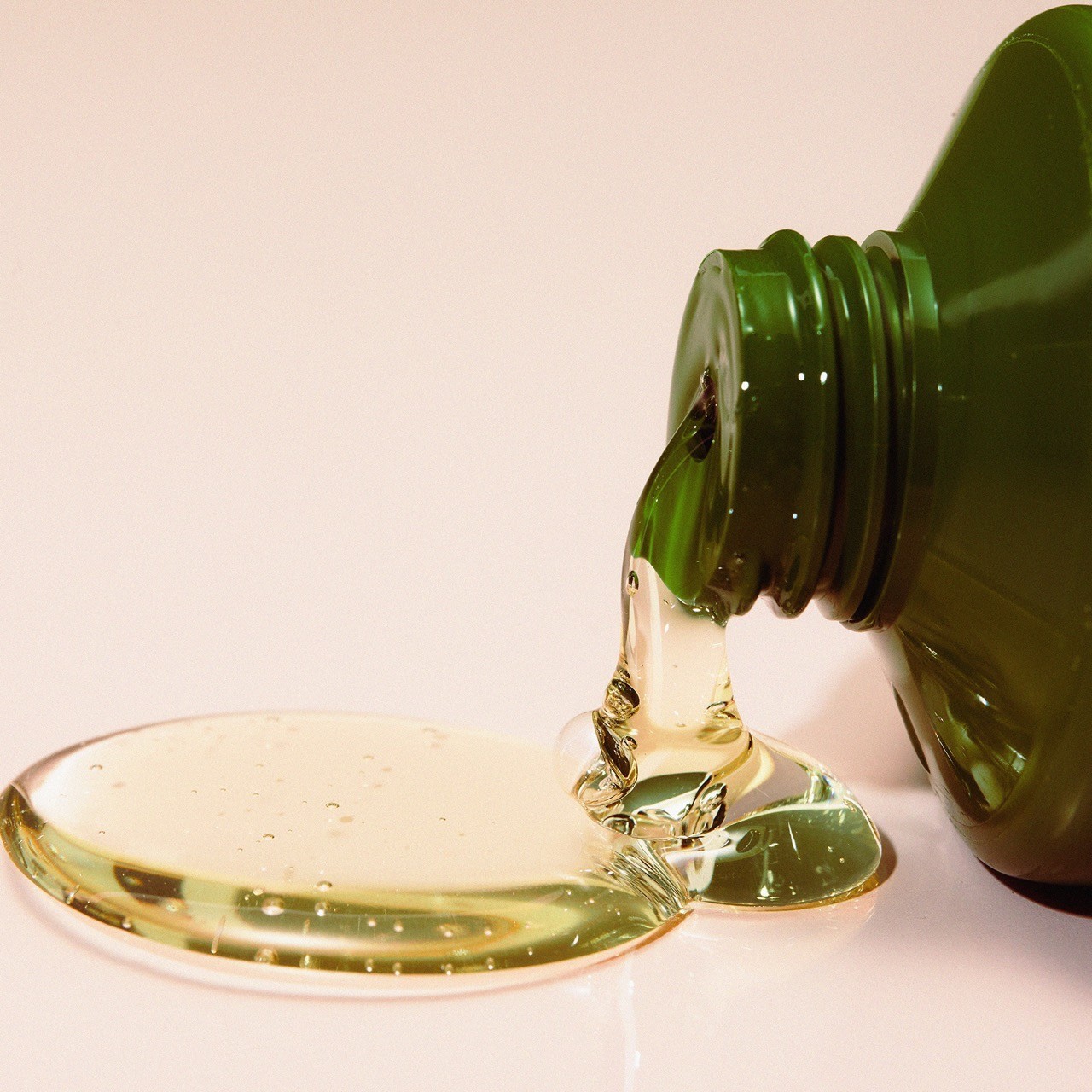 Upokojenie z rastlinnej lekárne: Aromatický sprchový gél