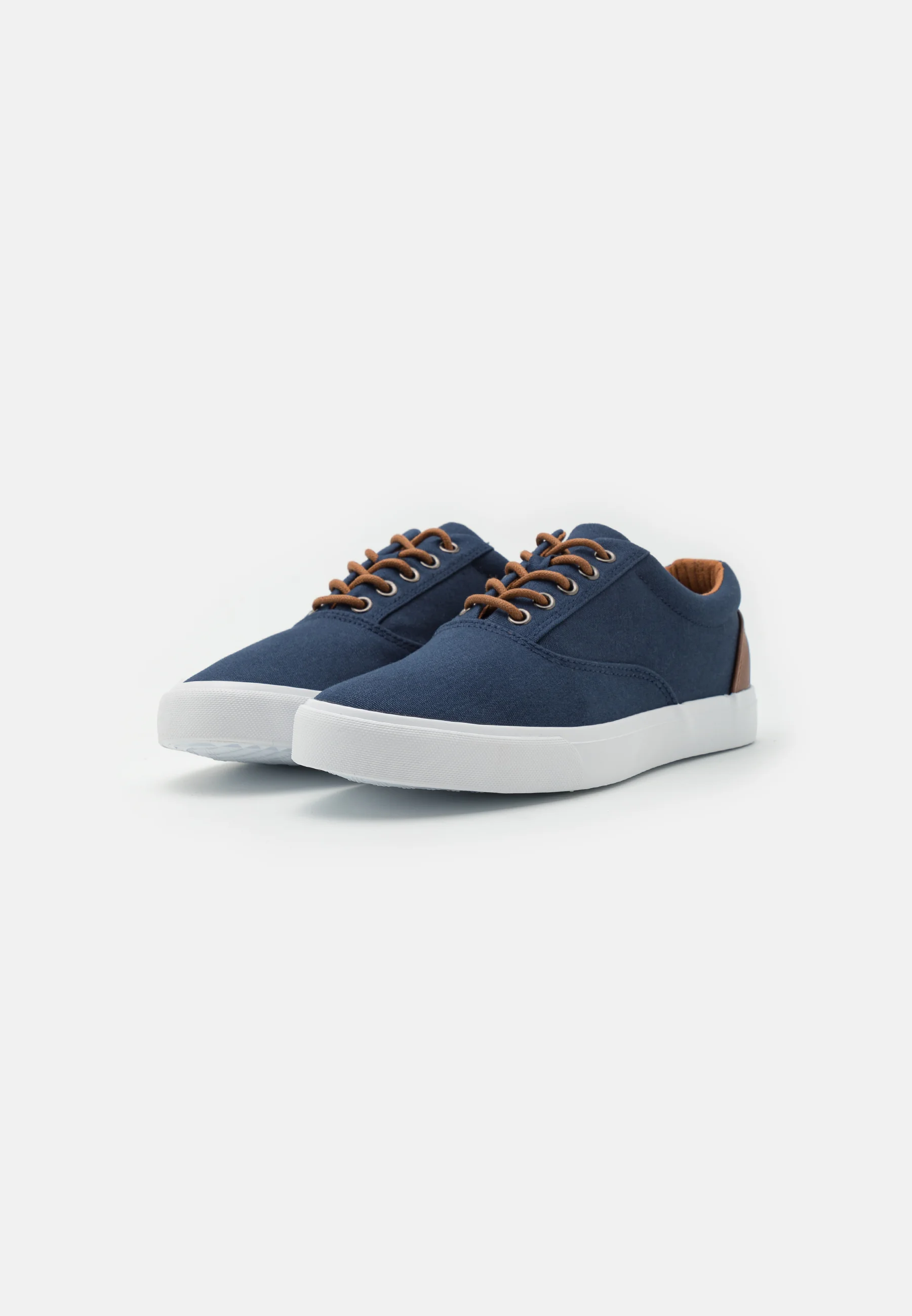 Zapatillas bajas Pier One