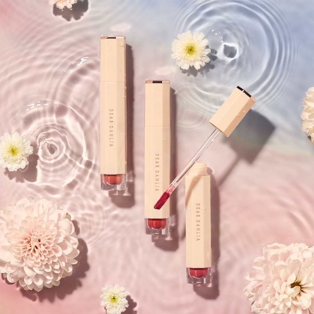 Dear Dahlia SATIN GLOW LIP FOUNDATION