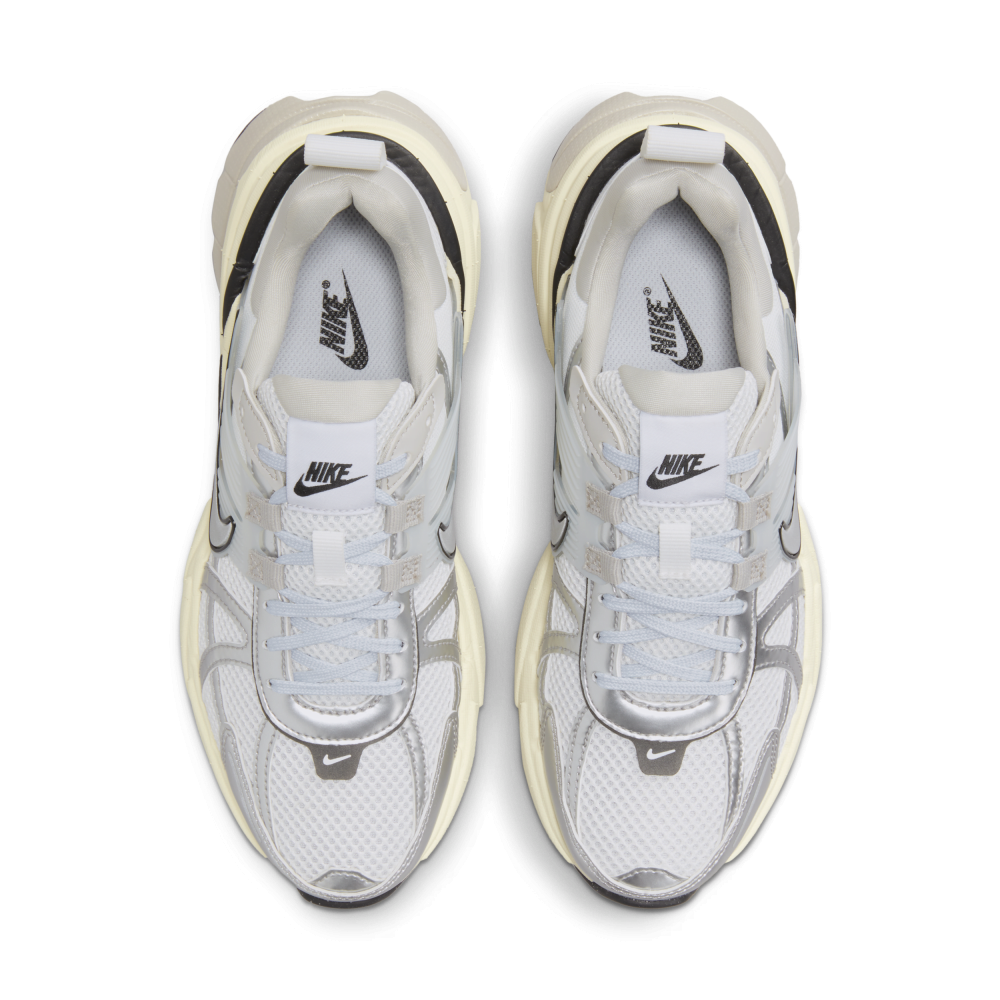 Nike V2K Run FD0736-100 / weiss