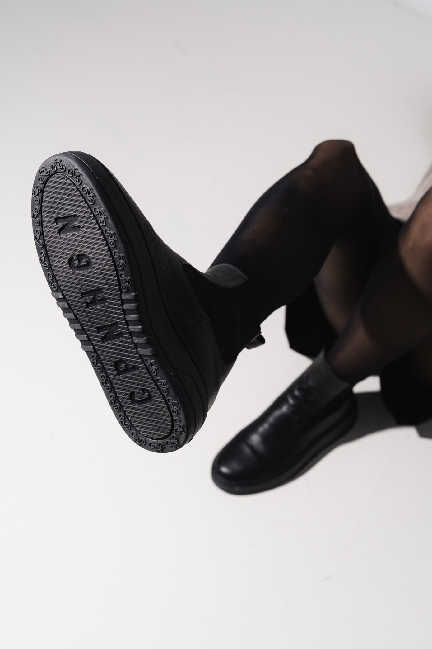 CPH113 vitello black