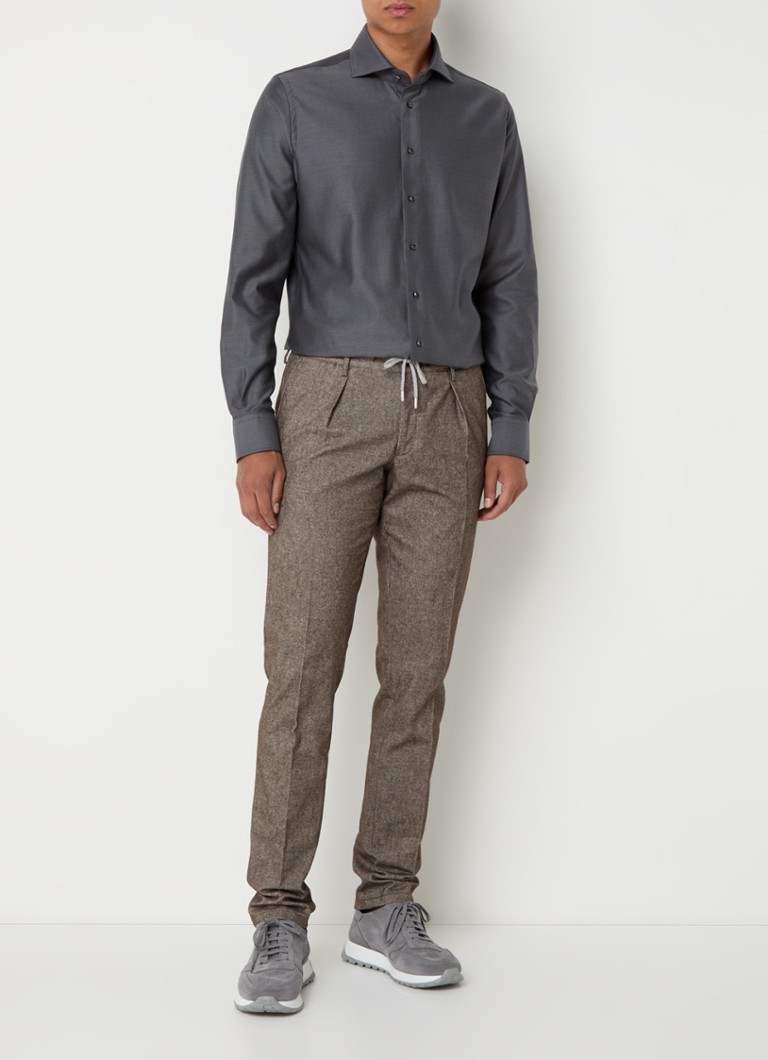 Cămașă Michaelis slim fit, rezistentă la șifonare și cu dungi imprimate.