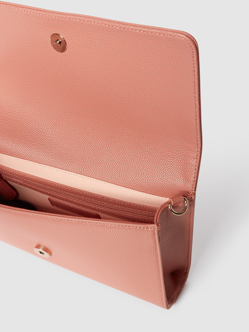 Clutch mit Strukturmuster in metallic Modell 'DIVINA' in altrosa