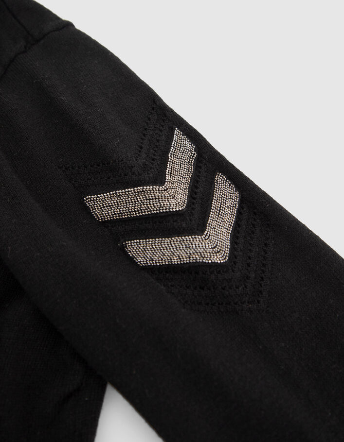 Pull maille tricot noir bijoux esprit militaire femme