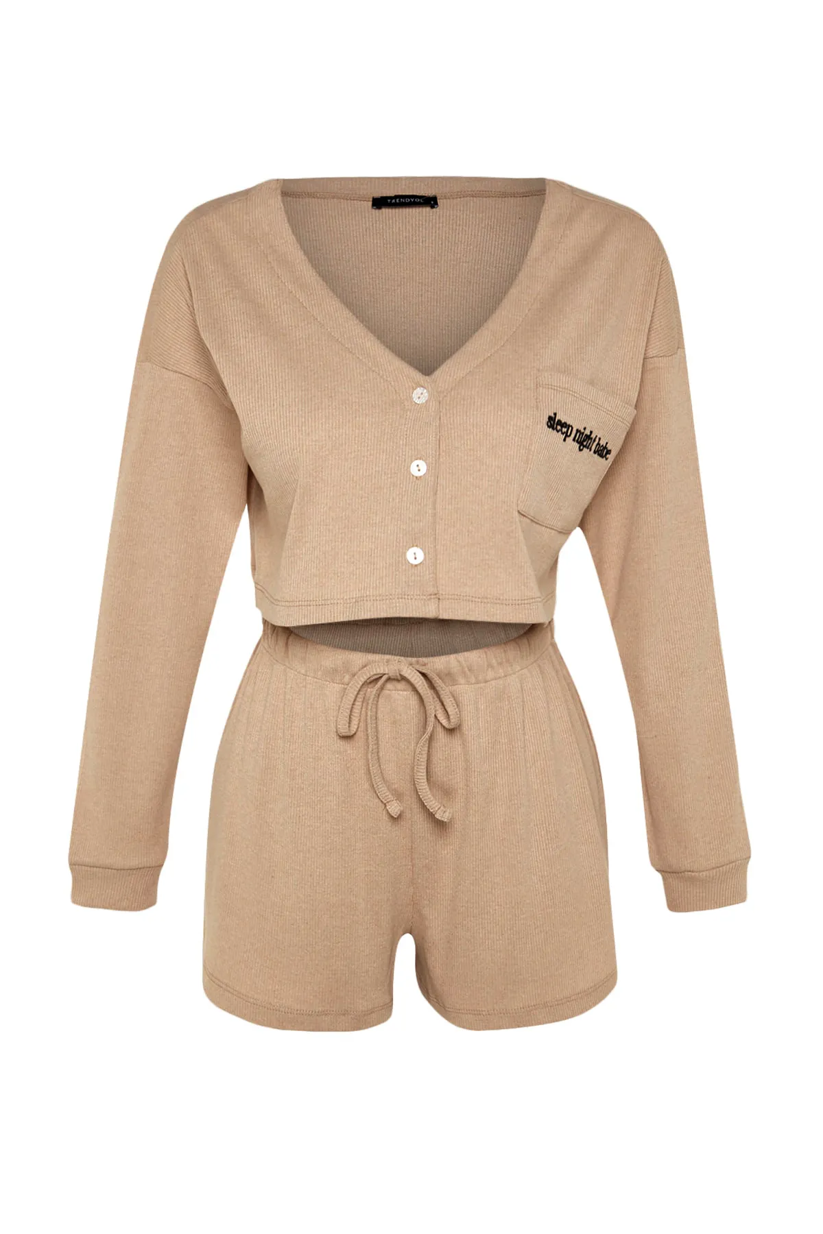 Trendyol Collection  Beige gestricktes Pyjama-Set mit Strickjacke und Shorts aus Cord-Baumwolle mit Stickerei THMAW22PT0229
