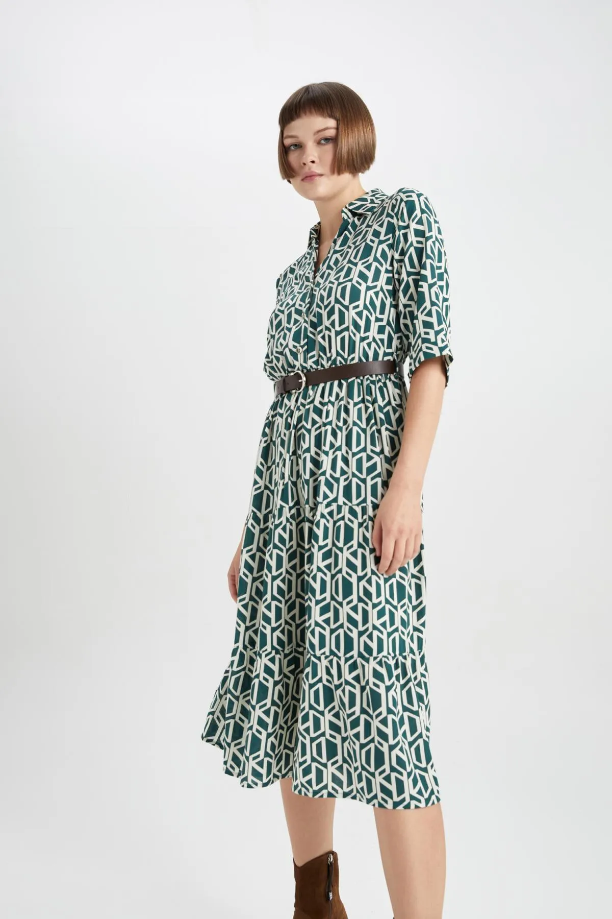 DeFacto  Bedrucktes Midi-Langarmkleid mit Hemdkragen