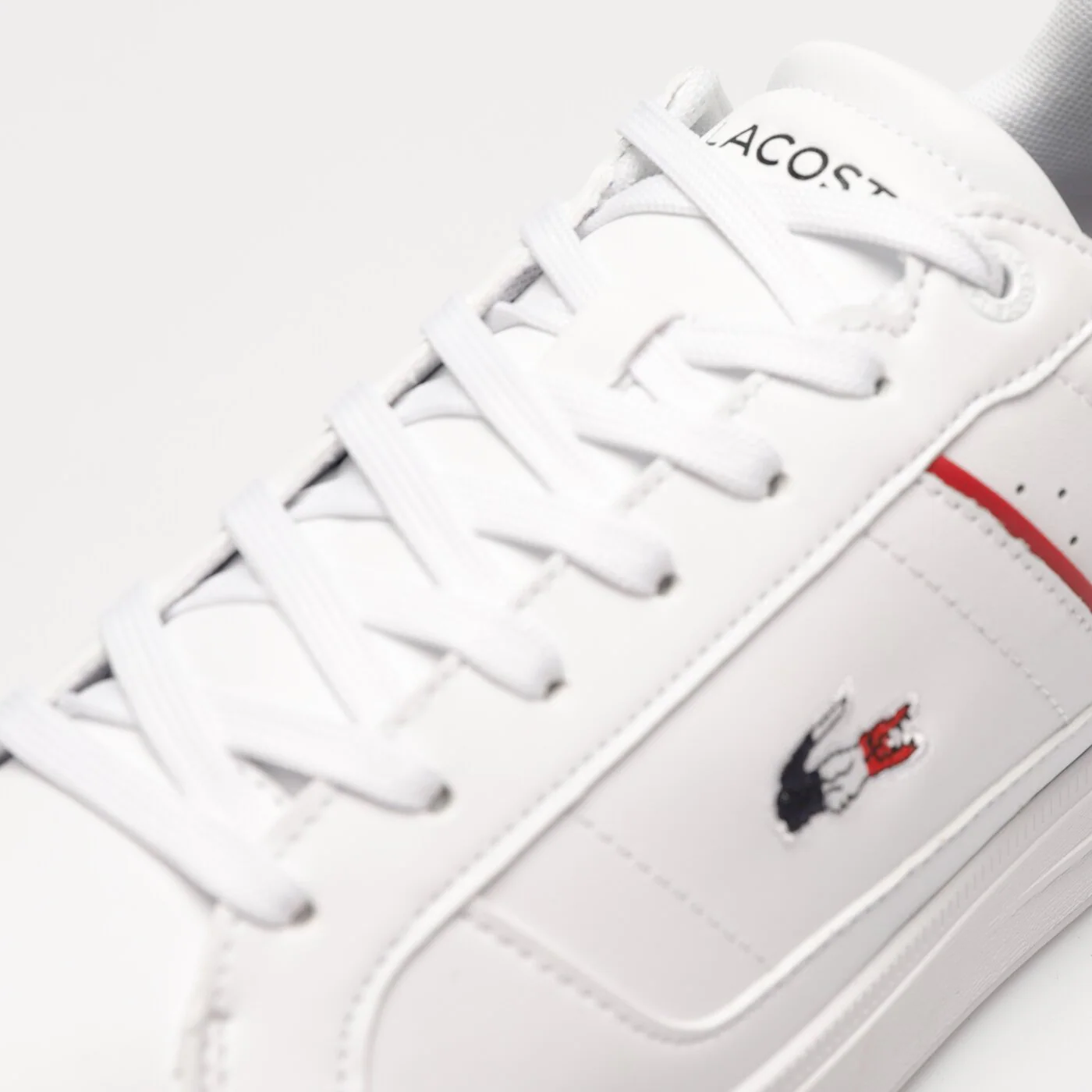 LACOSTE EUROPA PRO TRI 123 1 SMA Weiß