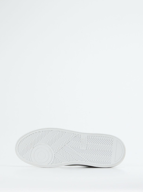 Sneaker-84657990168 HUB