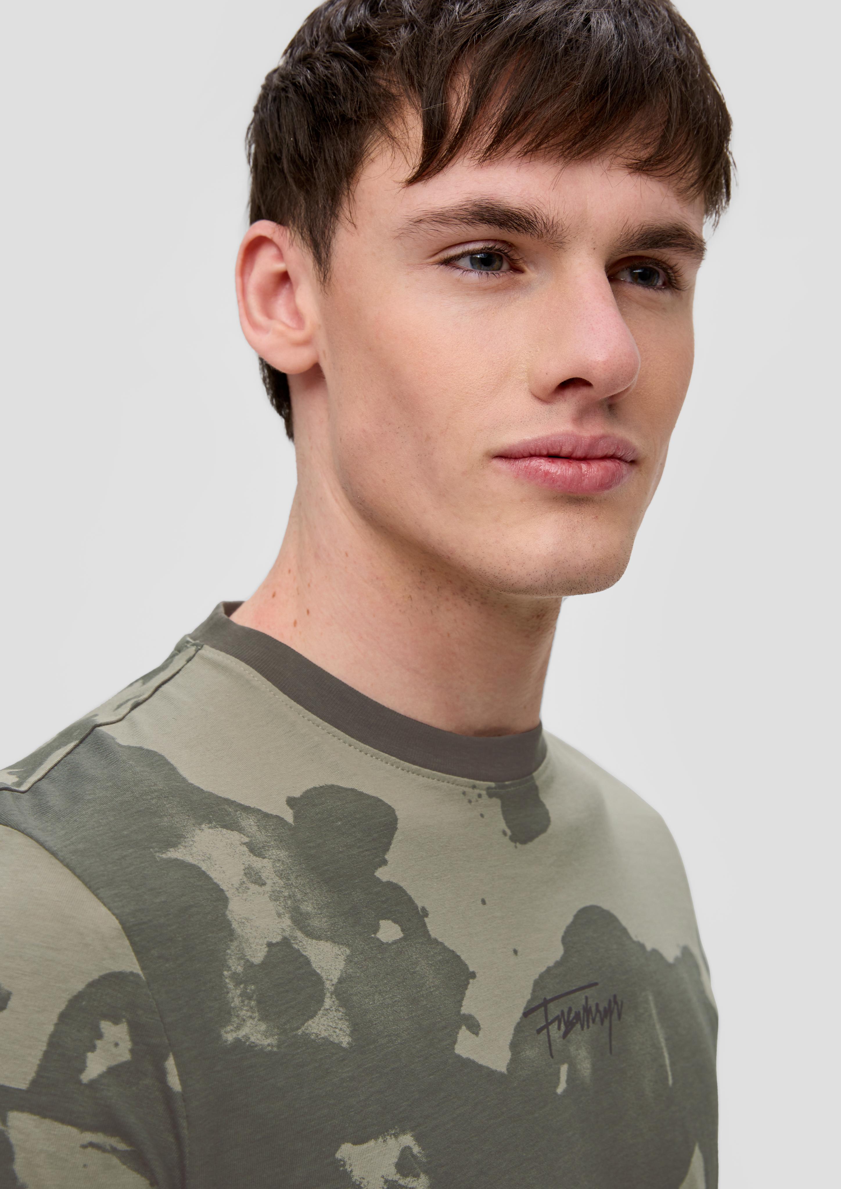 T-Shirt mit All-over-Print  2140283-73A0