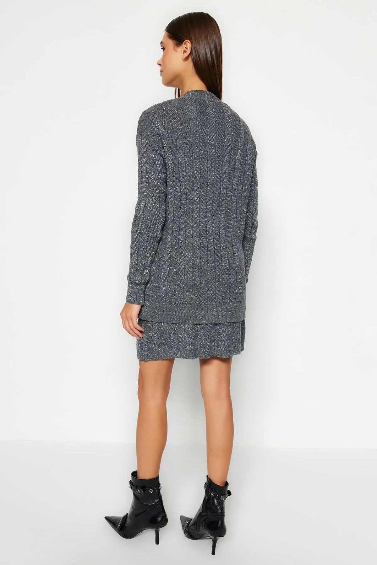Trendyol Collection  Anthrazit Glitzernder Rock-Cardigan Strickoberteil und -unterteil Set TWOAW24AU00090